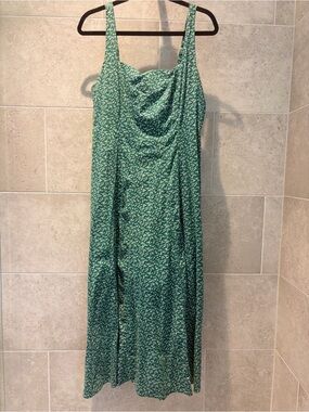 Abercrombie & Fitch Green Floral Mila Dress